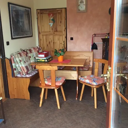 Samuel Apartment *